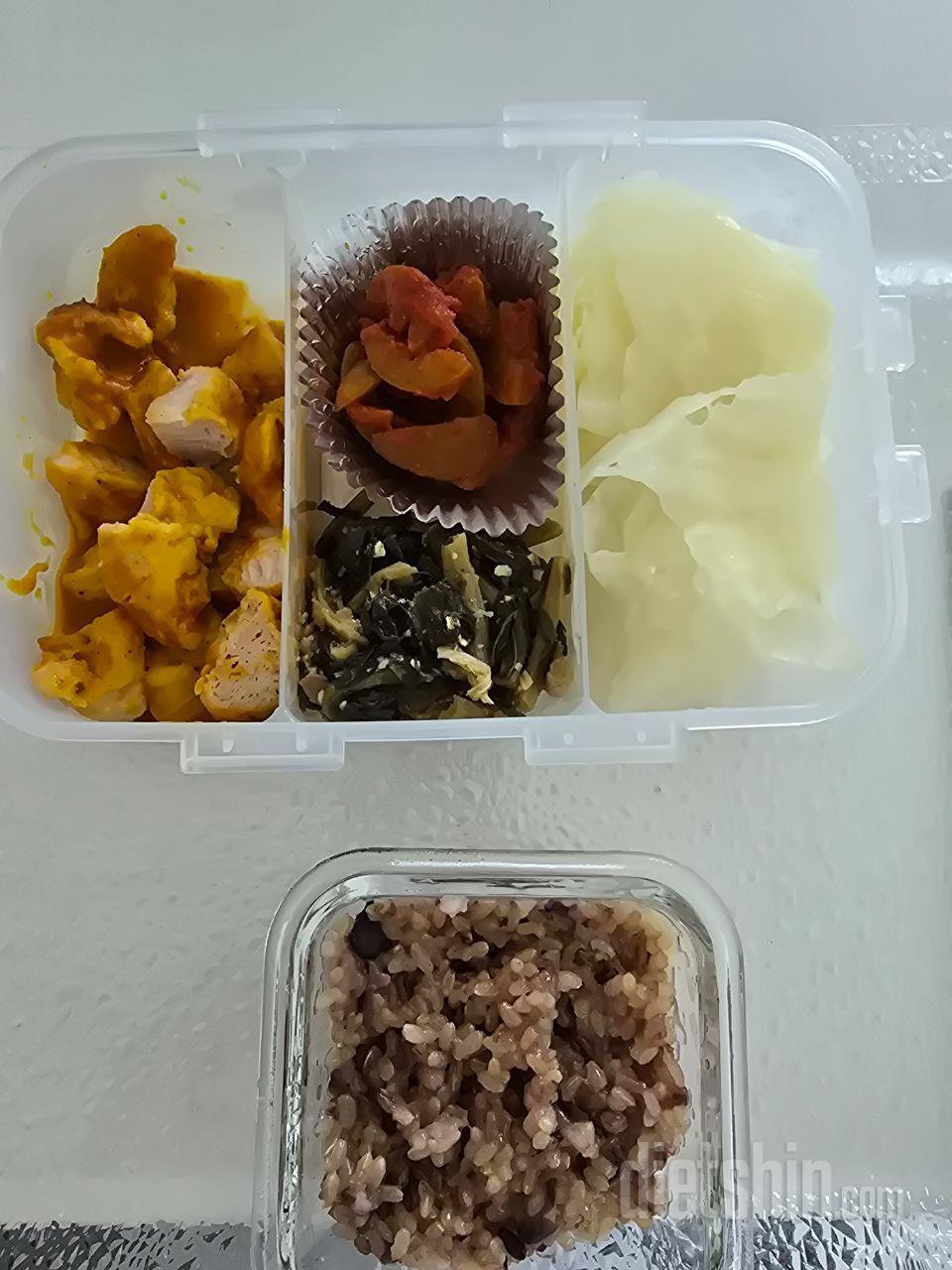 양배추와 소스 닭가슴살은 항상 고정이