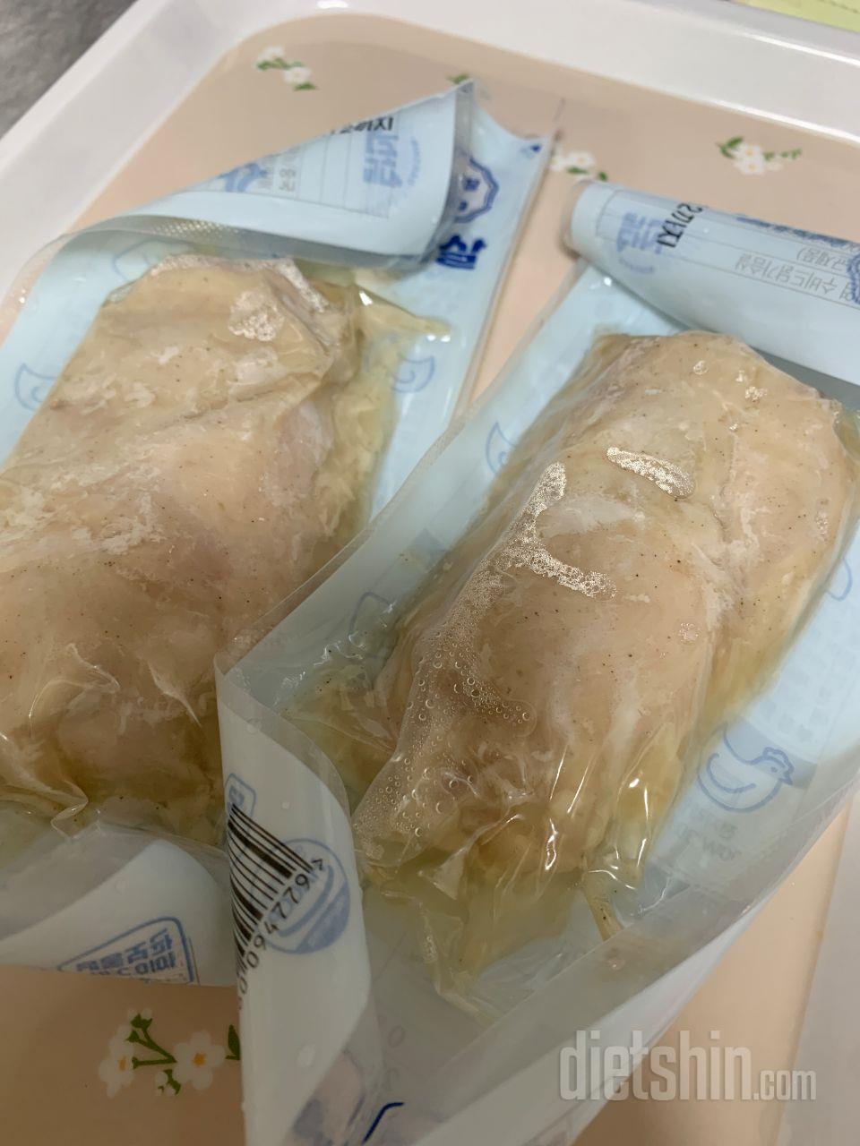 촉촉하고 맛있어서 30팩 3번째 주문