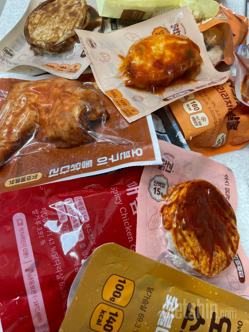 안 물리고 꾸준히 먹을 수 있어요!!