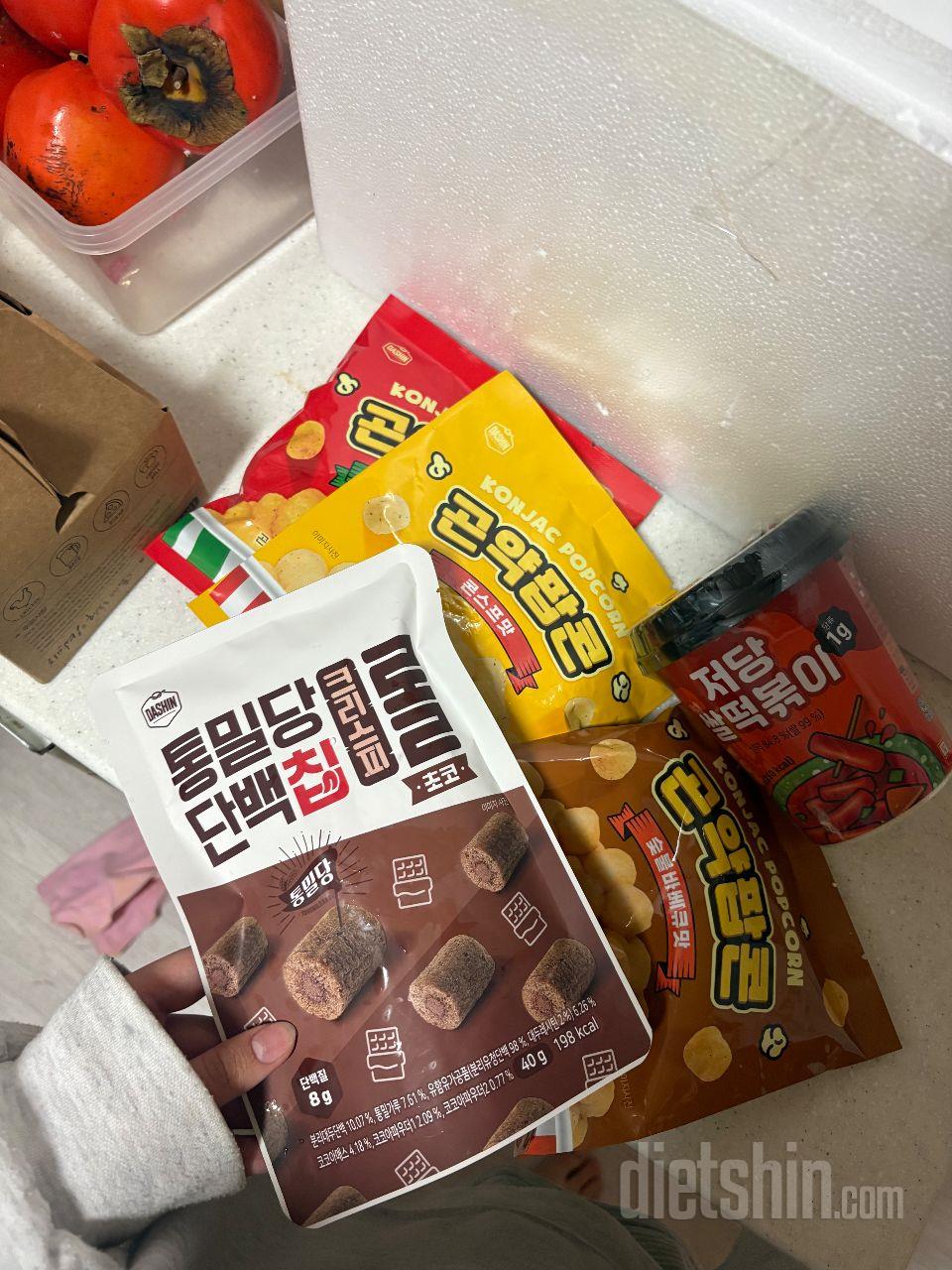 개인적으루 칠리??맛인가 그게 젤 맛