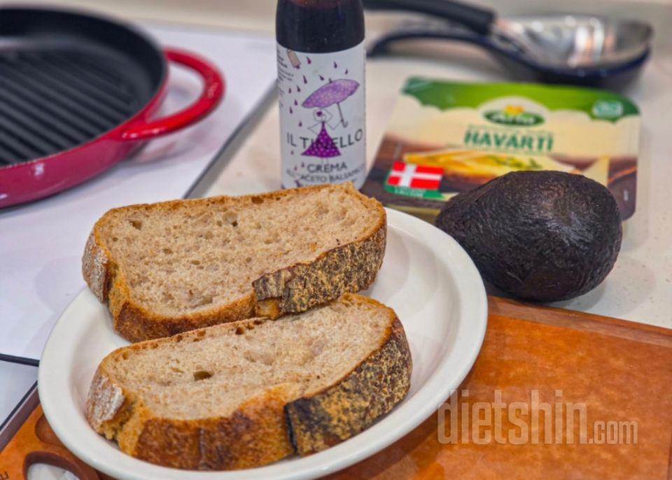 닭가슴살 스테이크 단독으로 먹기에 이