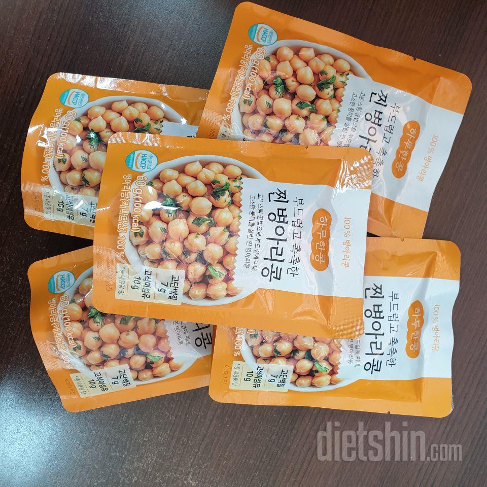 맛있습니다 한봉지만 먹었는데 포만감이