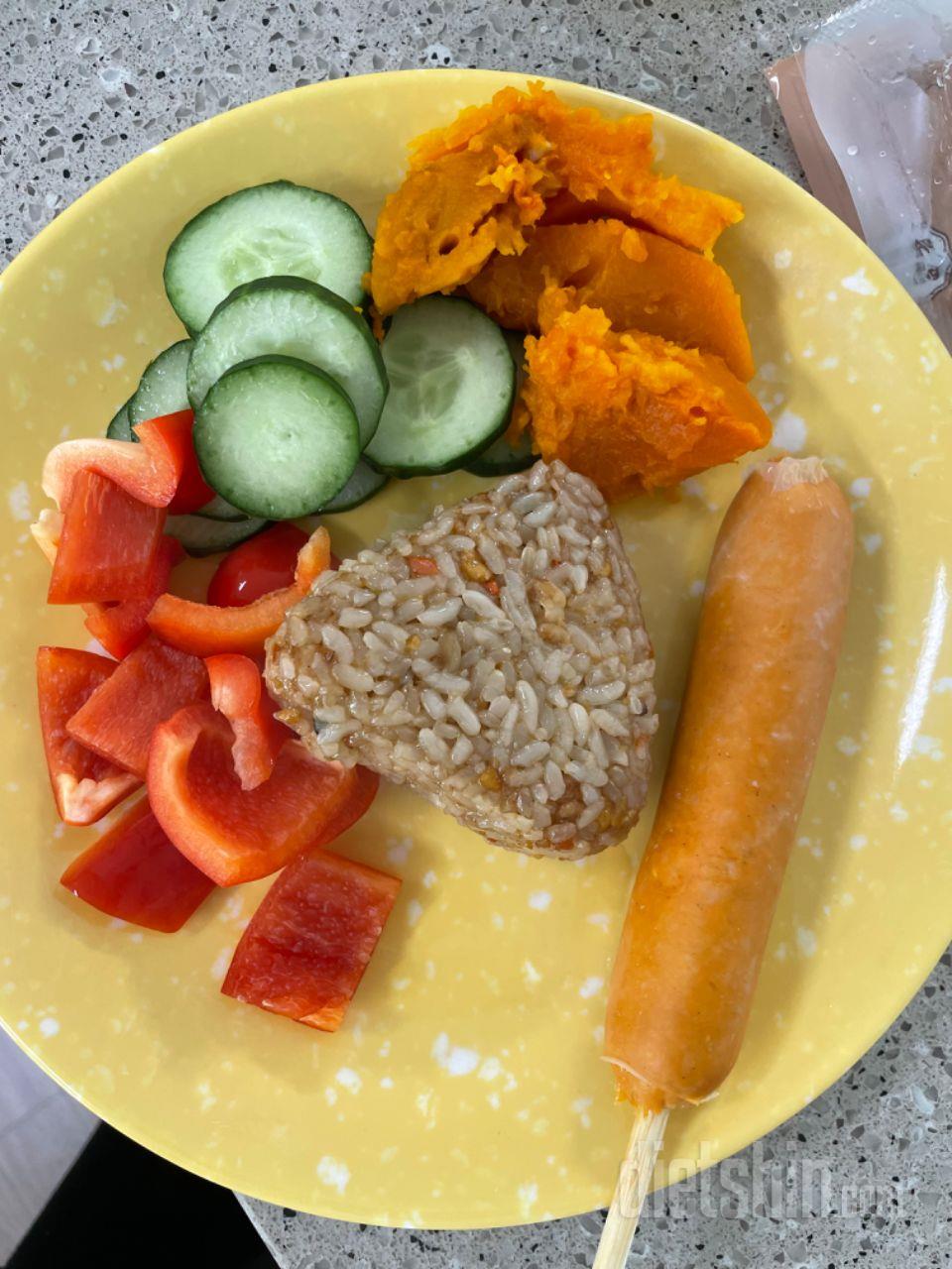 숯불갈비맛인데 좀 매워요