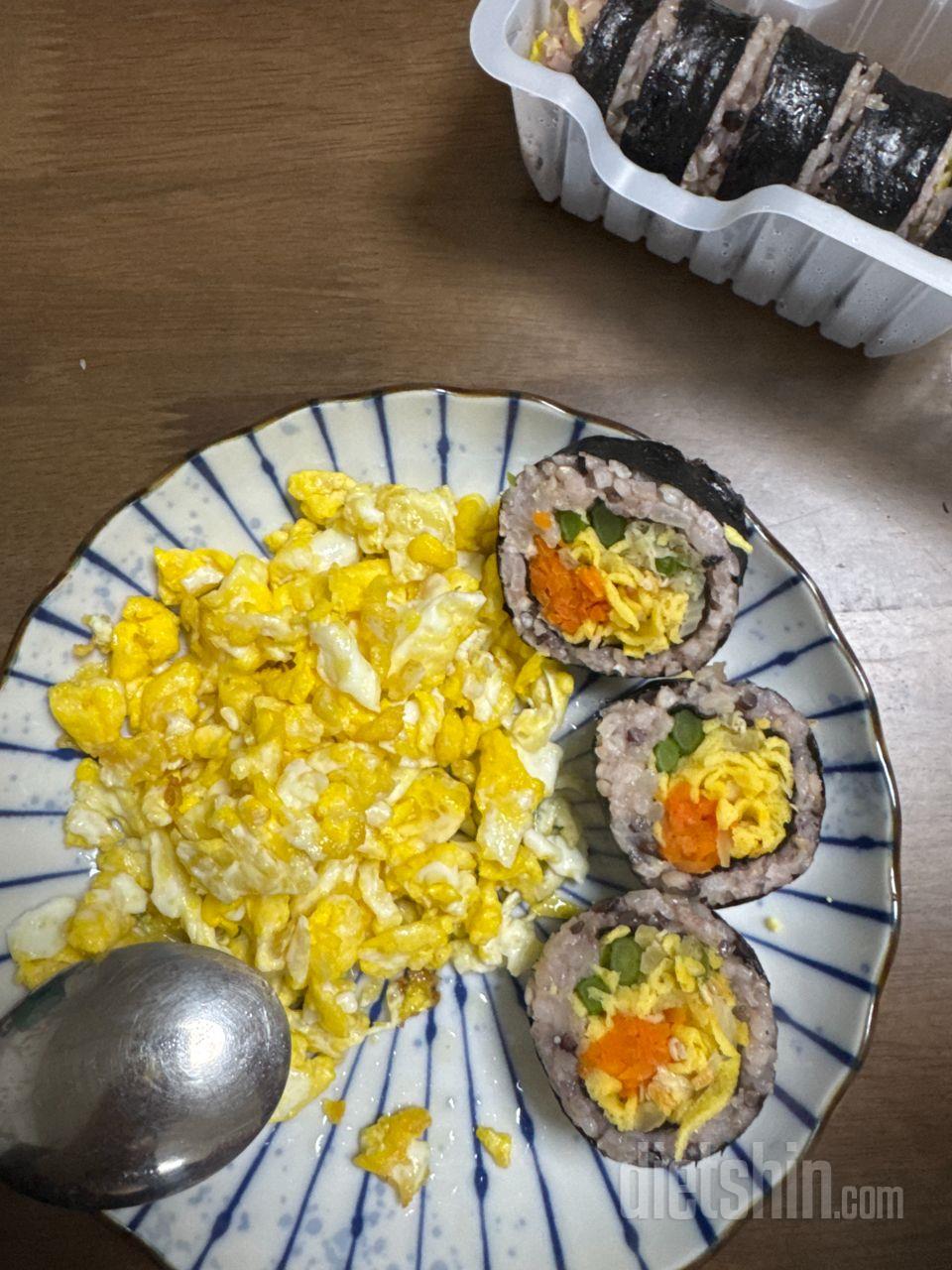 너무 맛잇어요.. 이런 김밥 최고에요