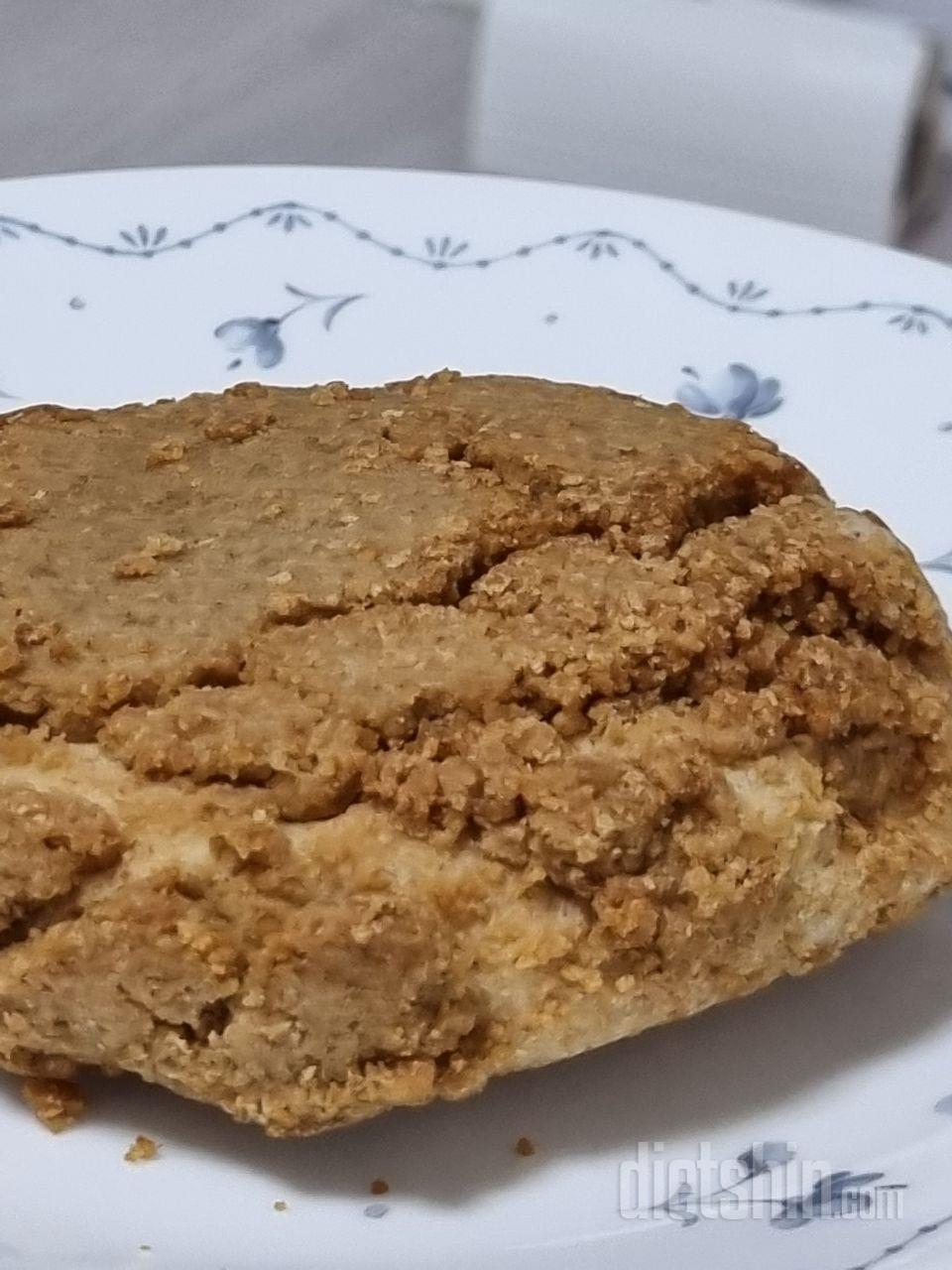 식단빵을 찾던 중 비건 소보로 빵을