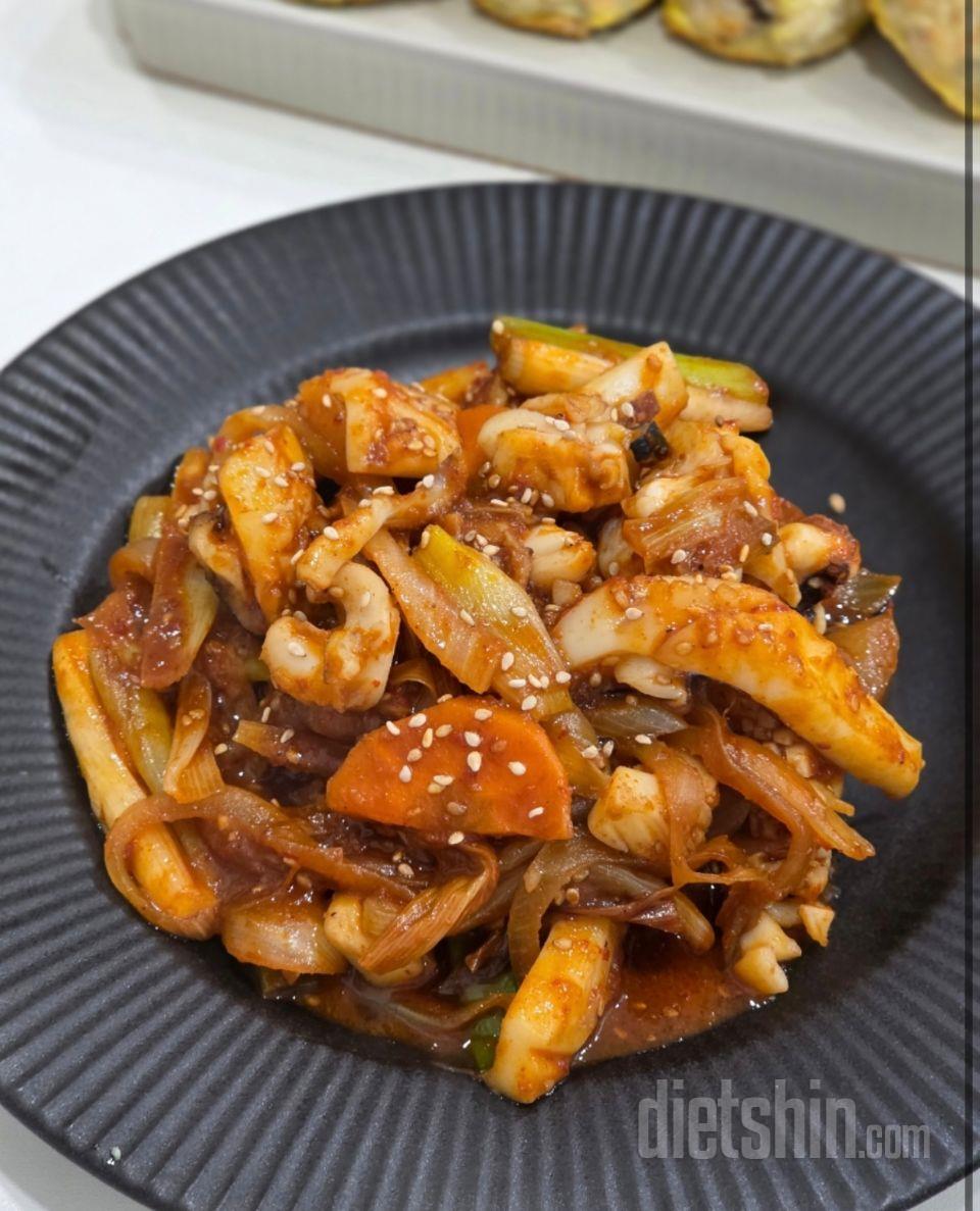 두부닭볶음으로 칼칼하게 먹다가 간혹