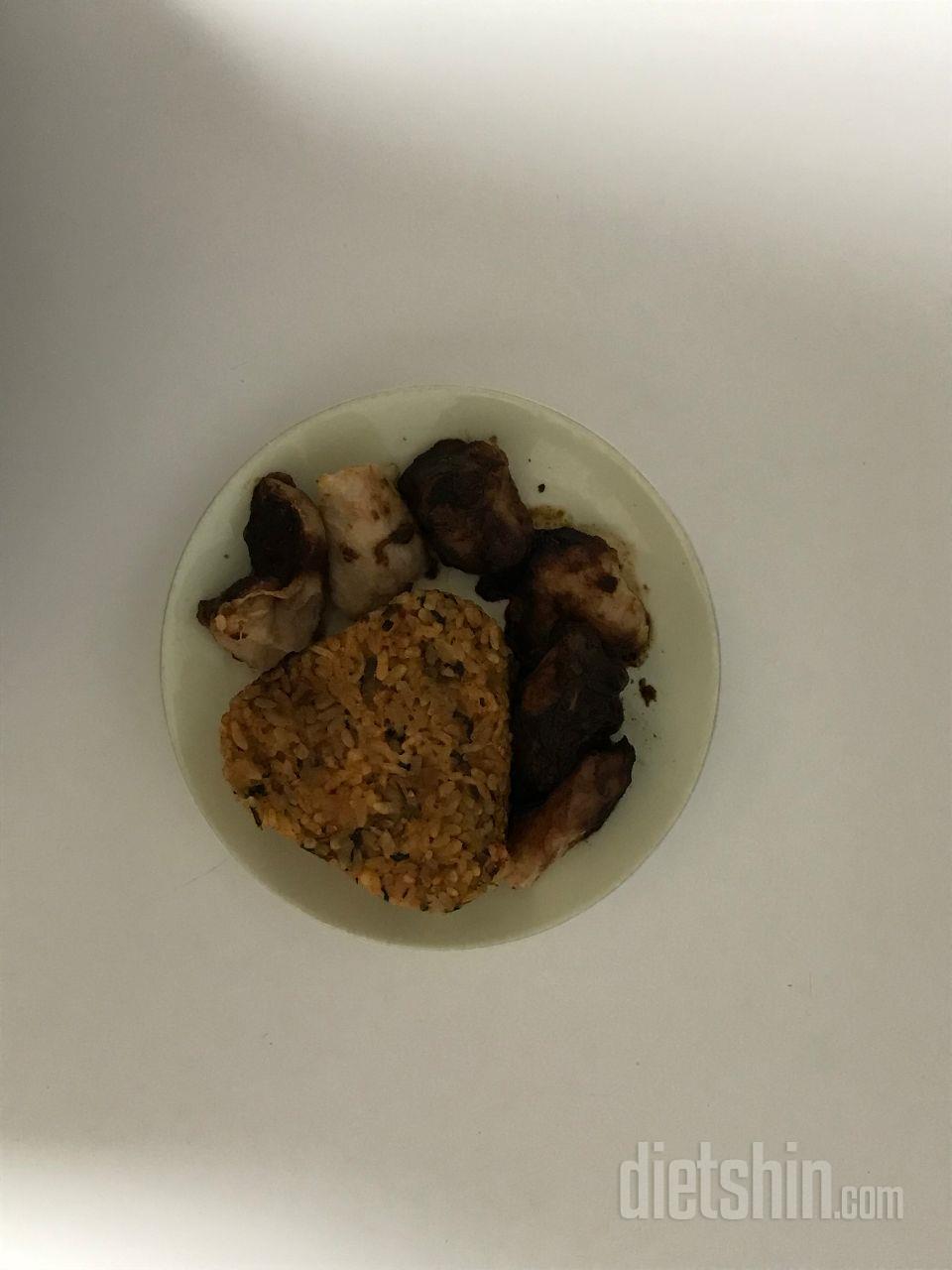 탄수를 줄이는 다이어트 겸 단백질 위