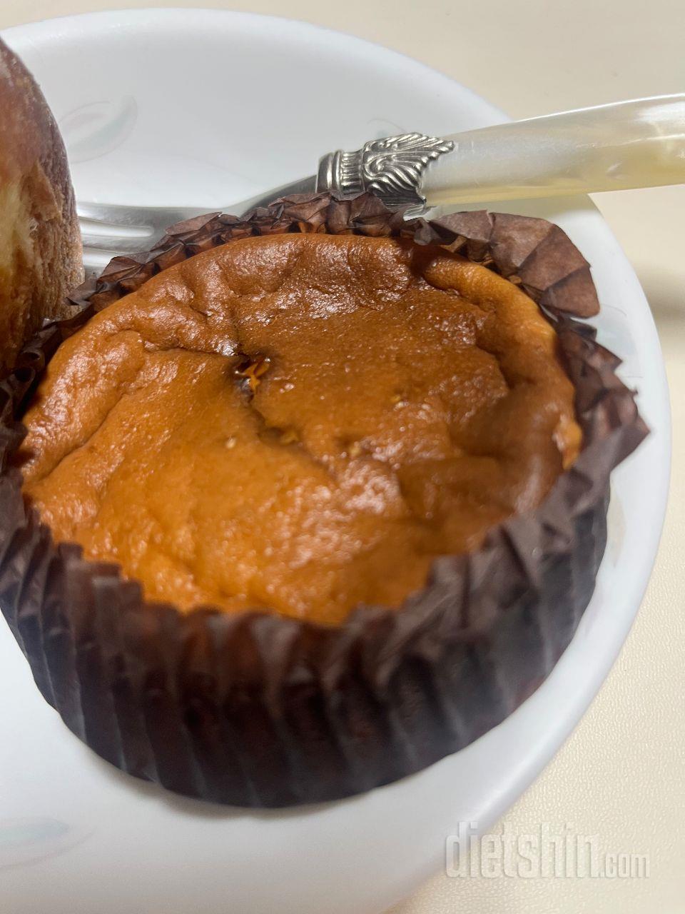 엄청 대식가인데 지금 먹고싶은 거 적