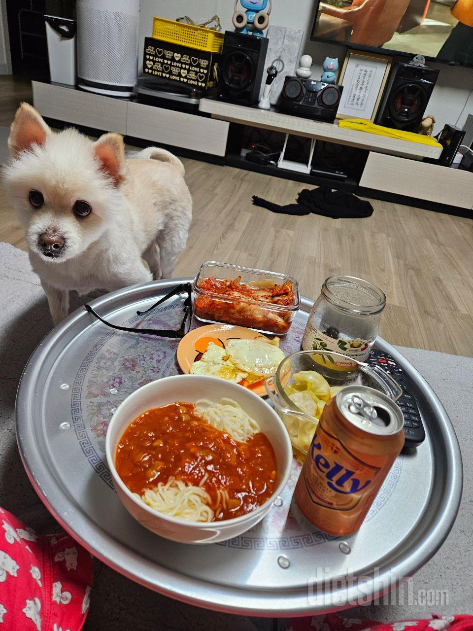 토마토도 좋아하고 그 맛나는 음식은