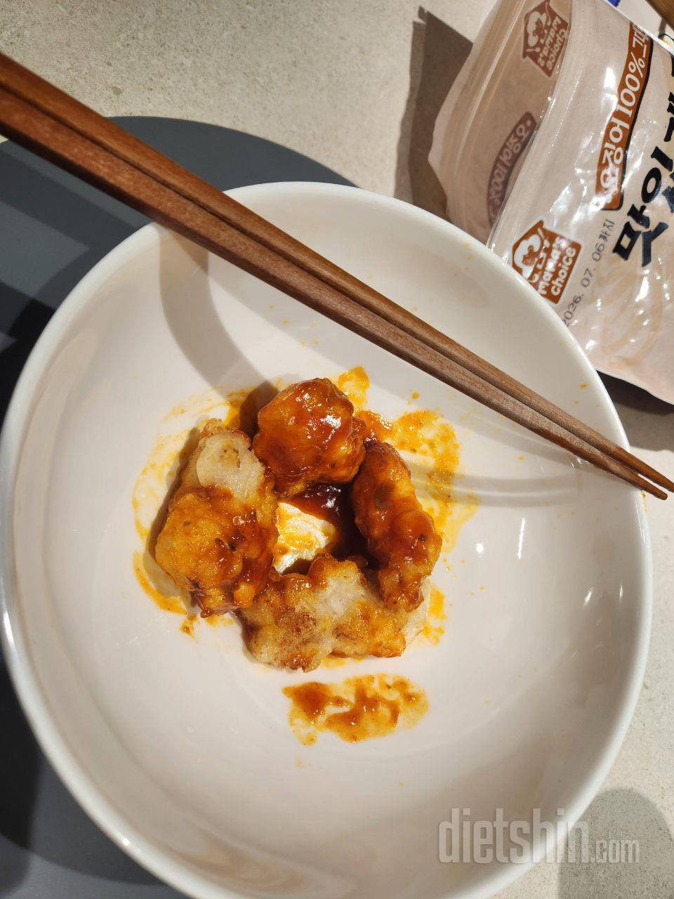 가끔 닭강정, 꿔바로우 등 기름진게