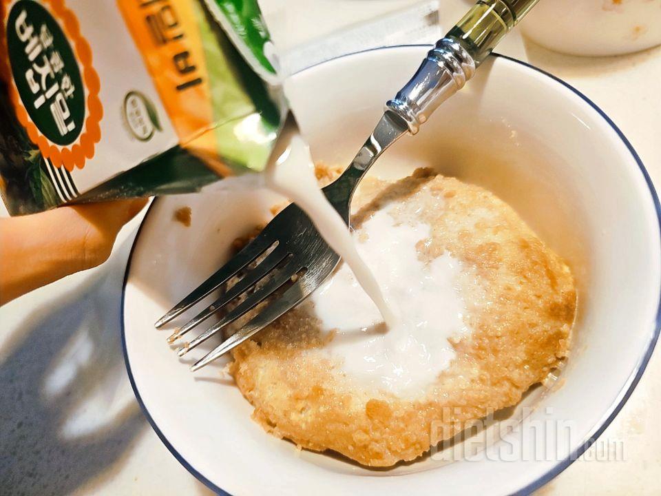 통밀당 소보로빵은 제가 제일 좋아하는