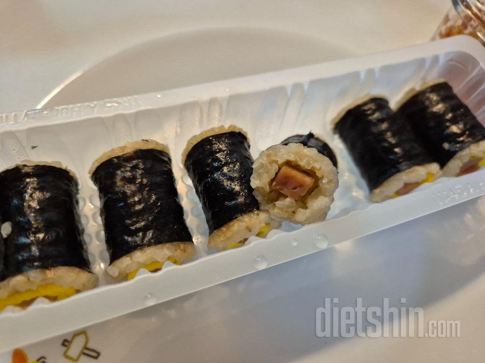 여러가지 맛시켜봤는데 전부 괜찮네요.