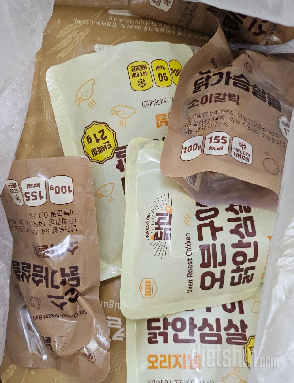 닭가슴살은 필수니깐 맛좋아 먹기편해요