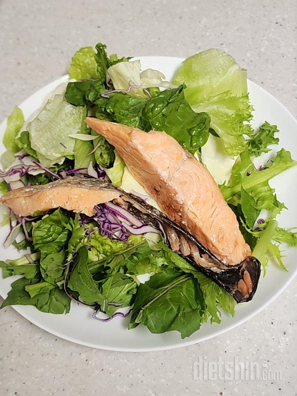 정기배송 시작 후 첫 배송 받은 샐러