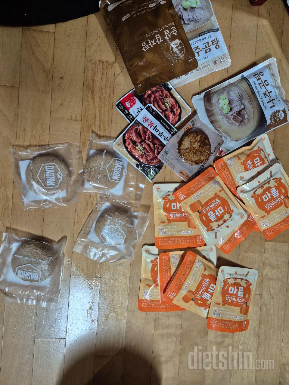 매번 구매하는 식품이에요
칼국수 넣고