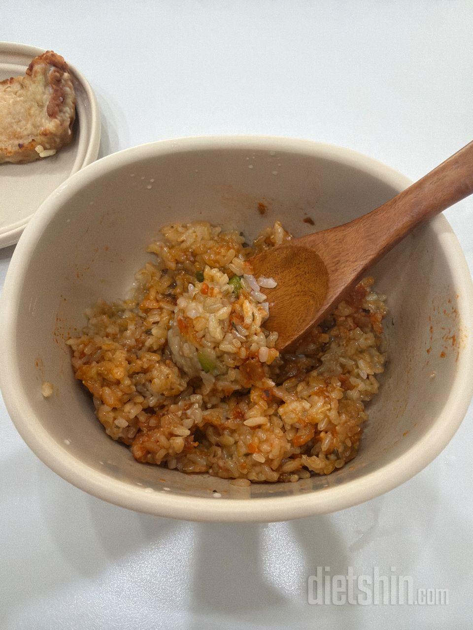 배송도 빠르고 맛있습니다
제육볶음 추