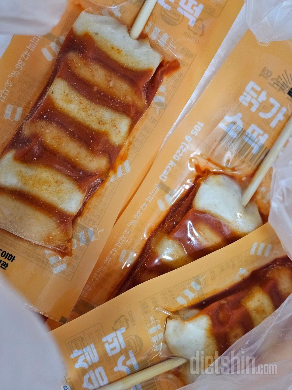 맛있어서 재주문했습니다. 매콤달달해요