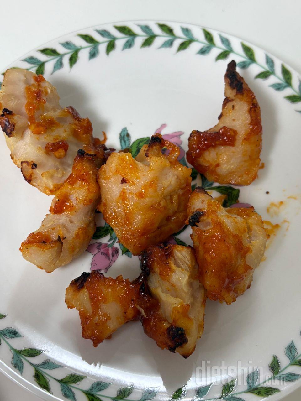 전자렌지 돌려먹으면 닭냄새가 조금 나