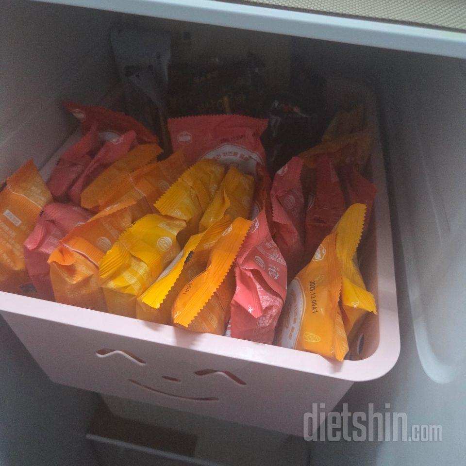 두번째 구입해서 먹고있는데 간편식사대