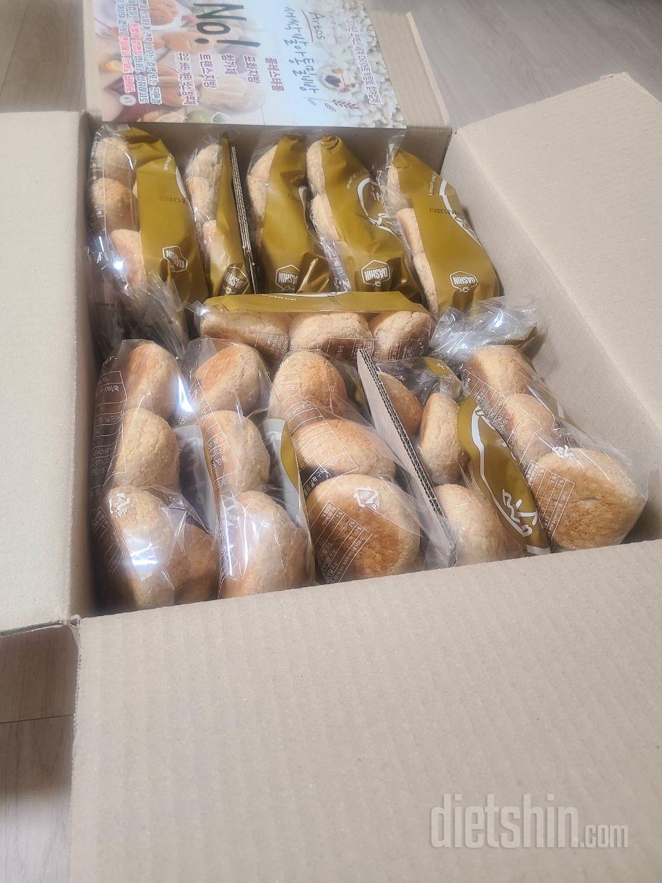 통밀빵 모닝빵 계속 재구매하고 있어요