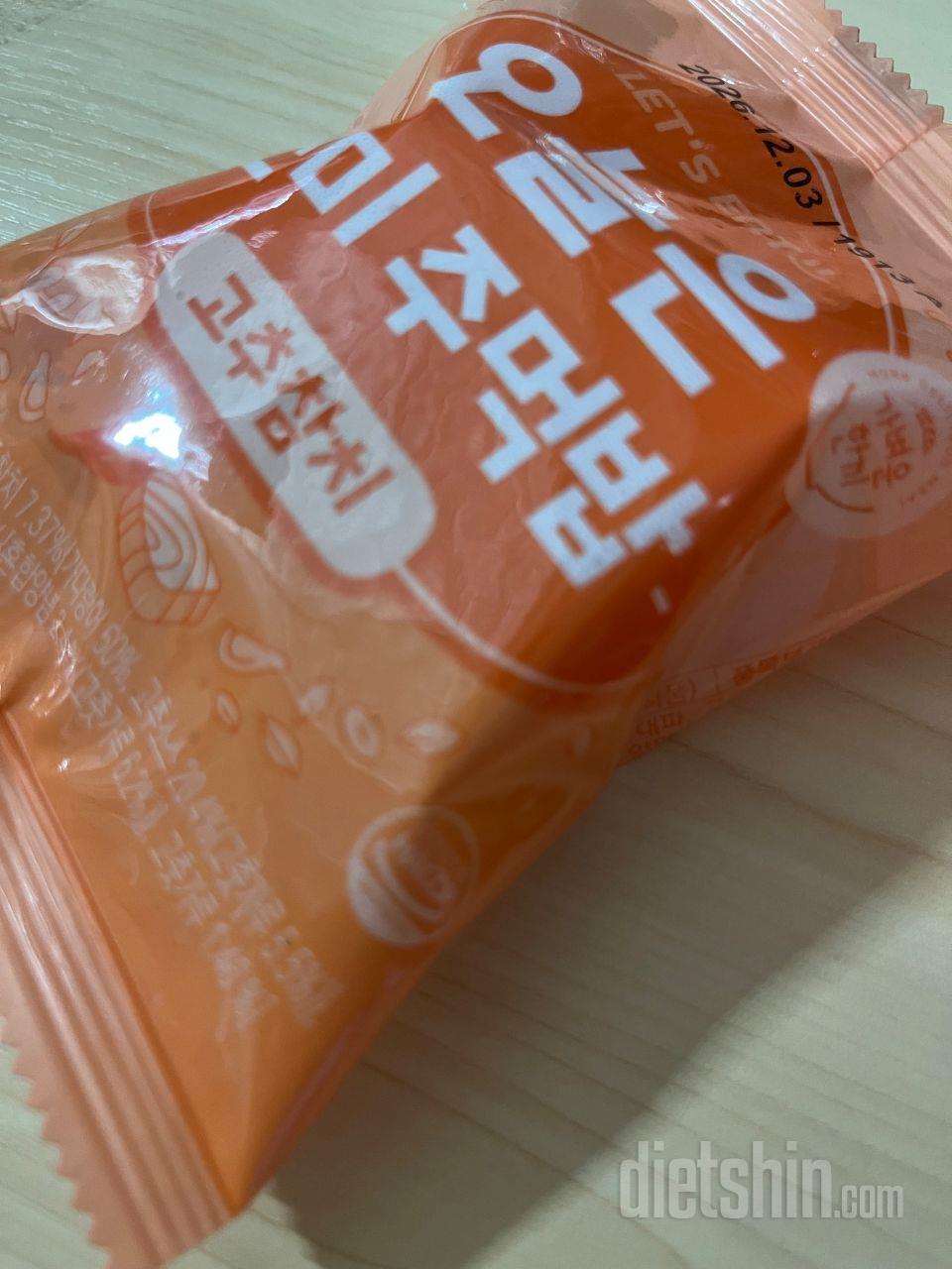 먹기도 간편하고 칼로리나 성분도 괜찮