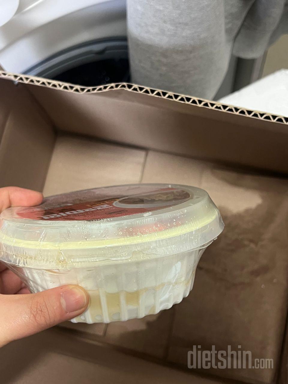 맛은 있는데 상품이 터져서 왔어요…