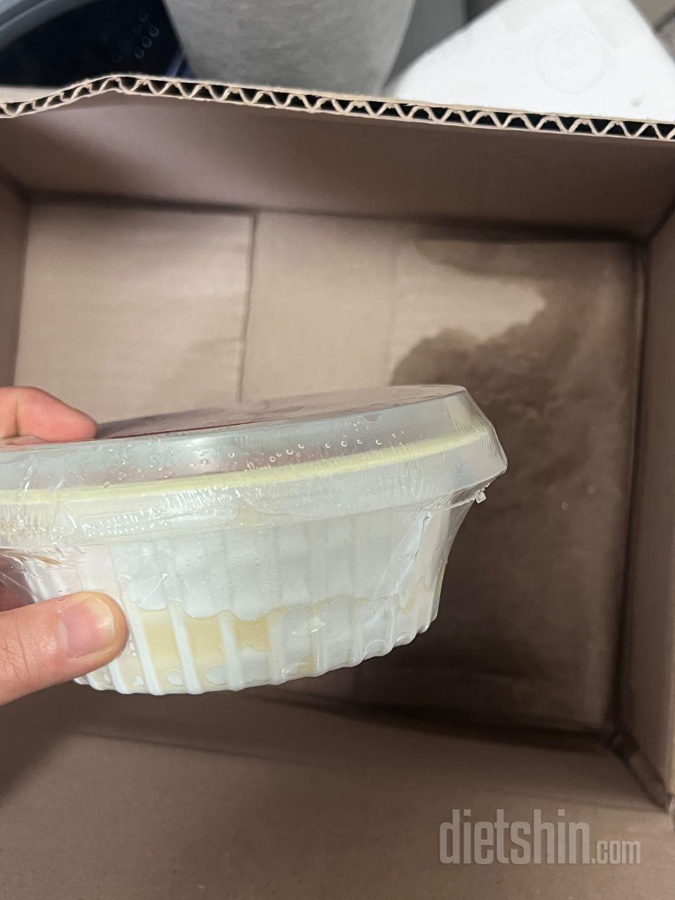 맛은 있는데 상품이 터져서 왔어요…