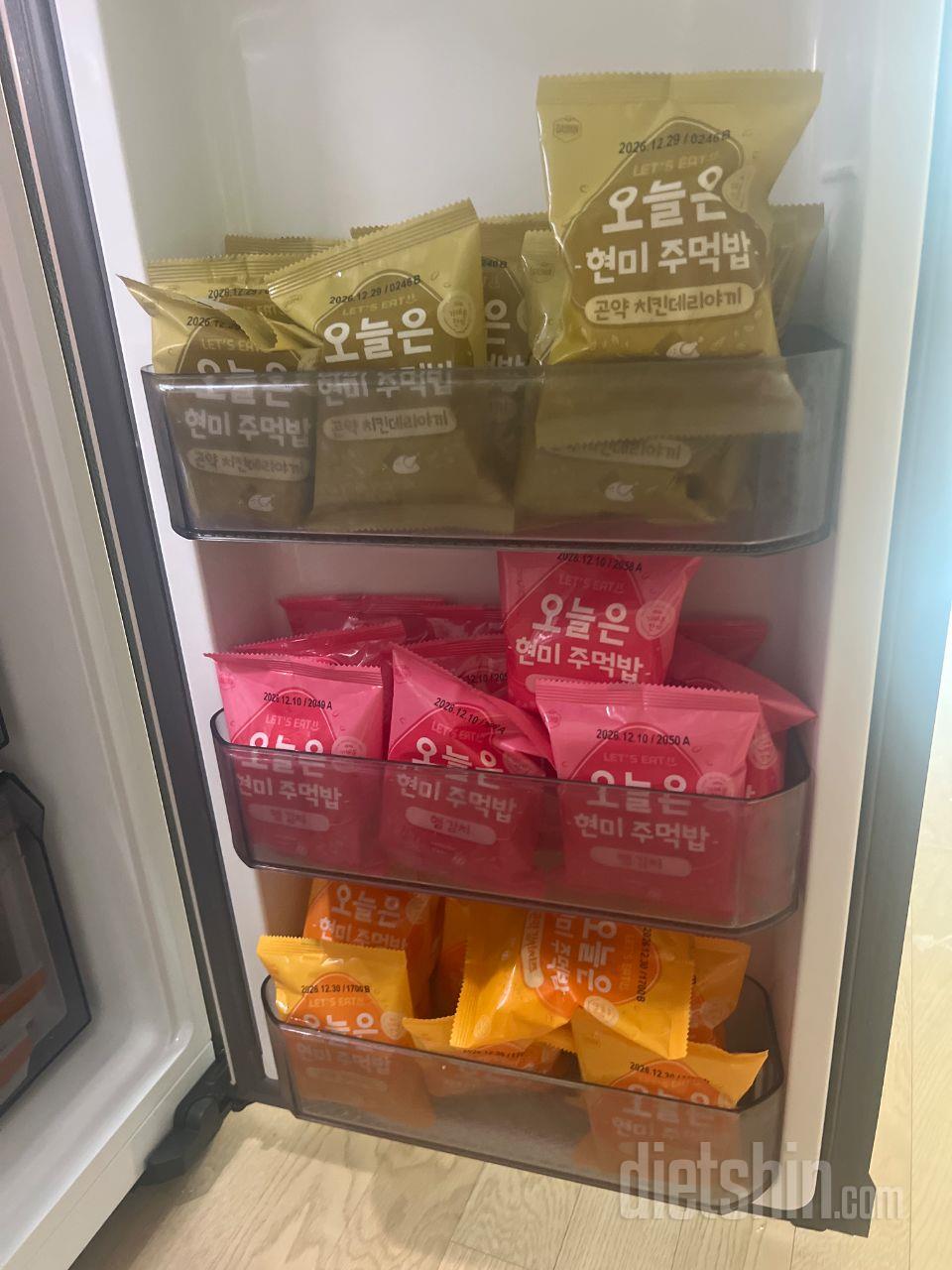 우리집 간식겸 비상식랑 쟁여템이예요~