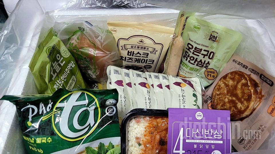 고기랑 숙주 등 속재료는 따로 넣어야