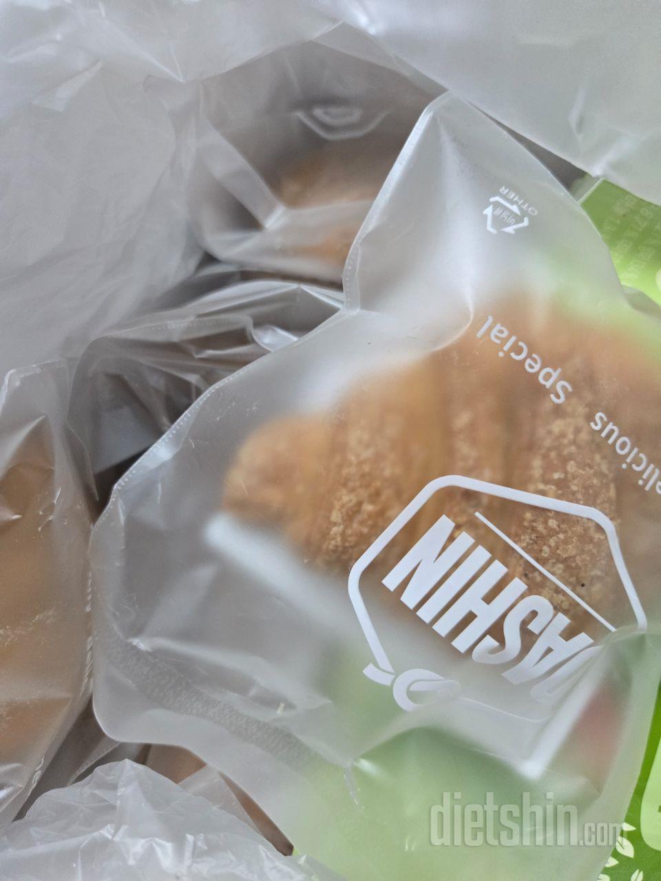 아침에 커피랑 먹기 참 좋아요.속도