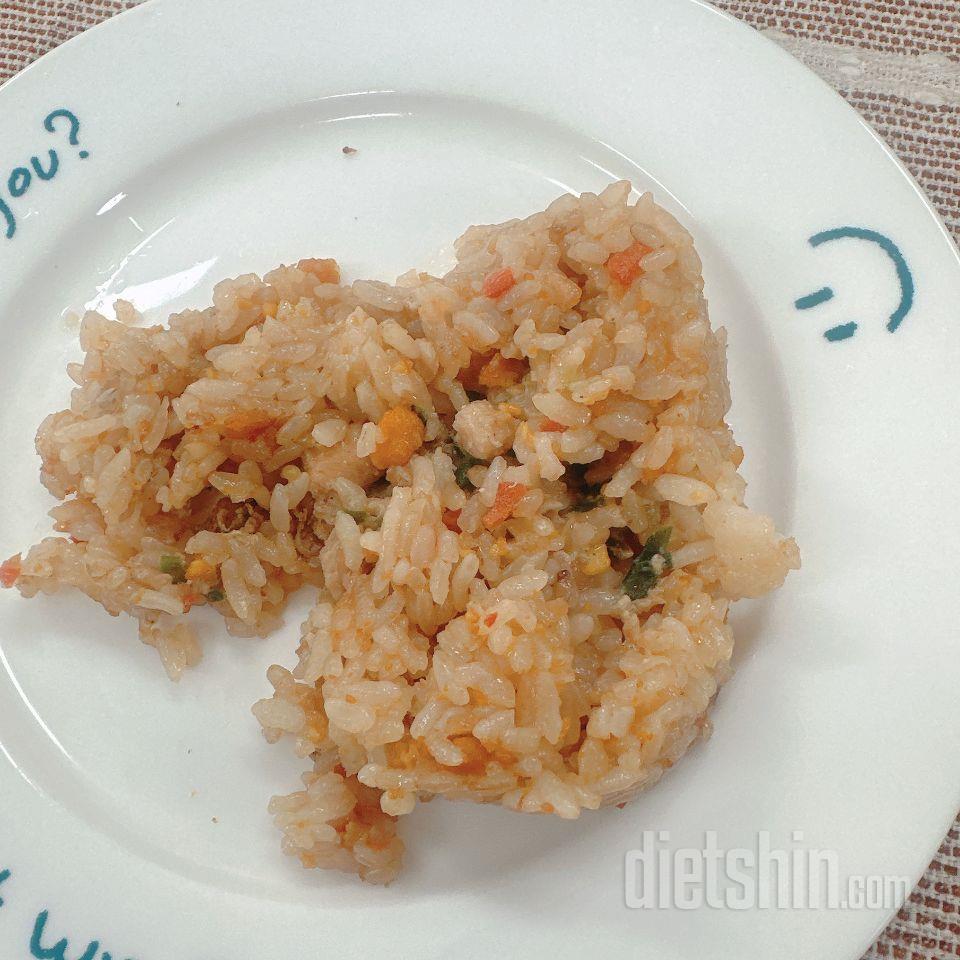 몇 년째 계속 주문하는 주먹밥이에요.