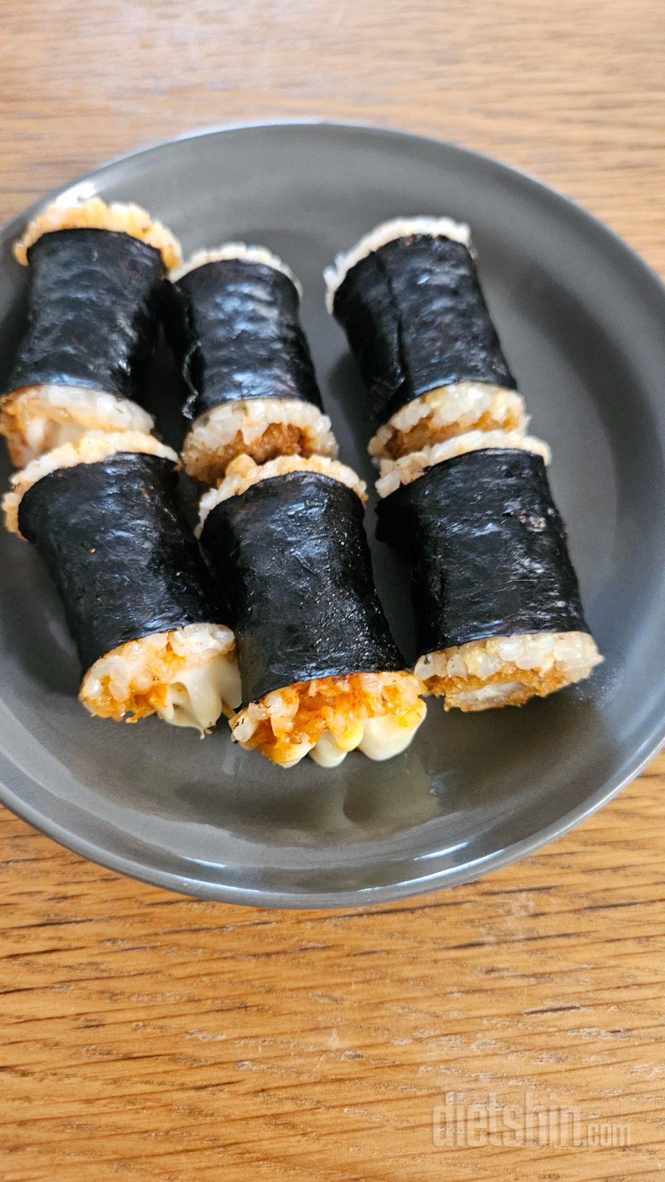 맛있어요~
곤약 김밥 같지 않고 진짜