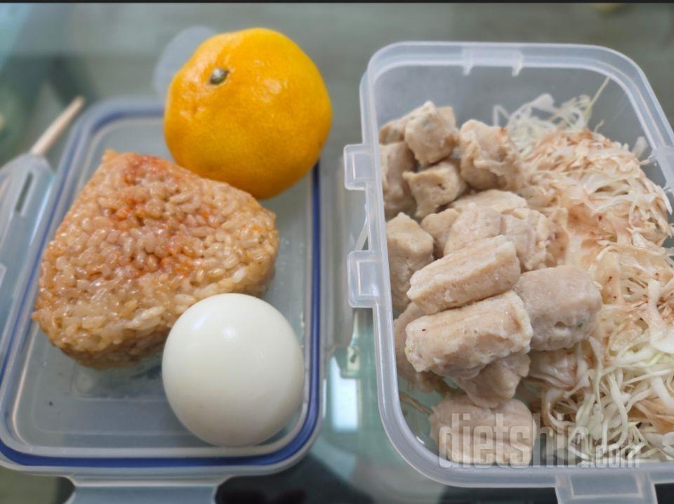 식단 하느라 하루 한 끼는 꼭
직장에