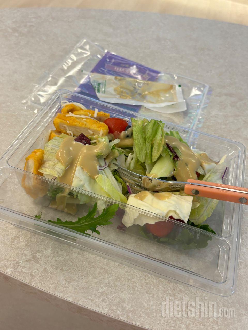 회사 점심으로 먹고 있는데 가성비가