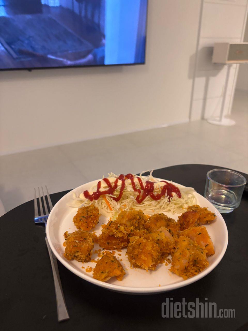 생각보다 바삭하지 않지만
아주 딱임