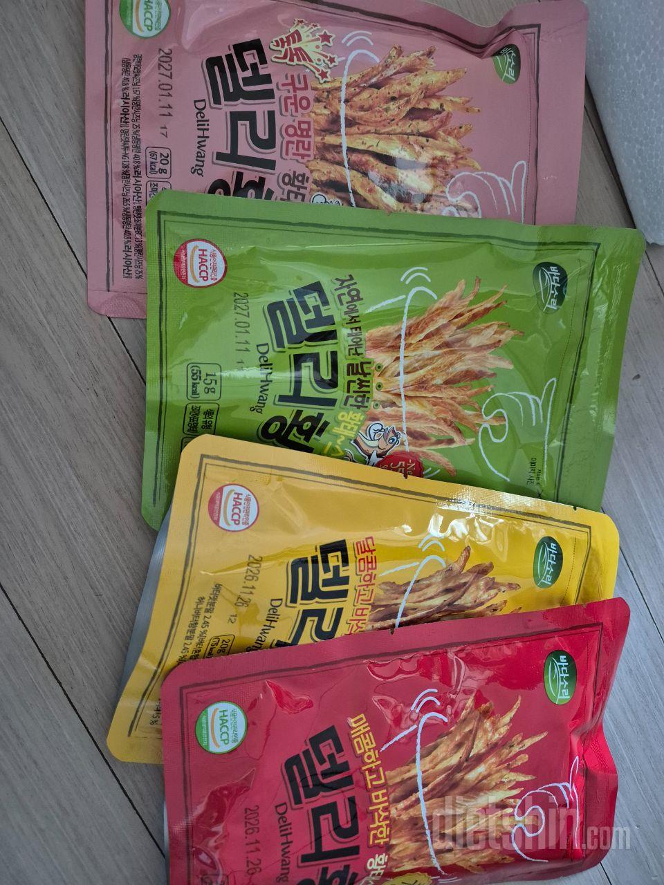 우선 달달한 맛부터 먹어봤는데
입심심