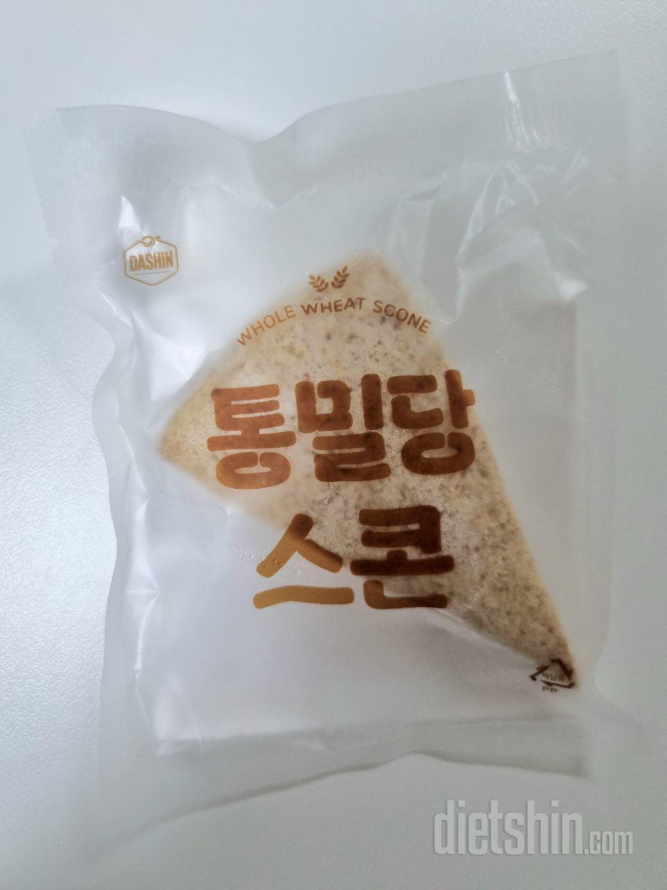 다이어트 중이라
빵을 완전히 끊기는