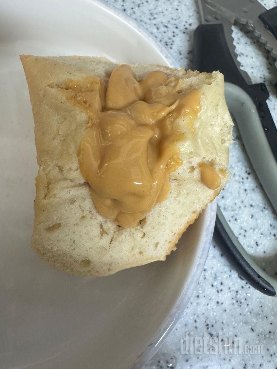 성수동 두부베이글을 렌지에 해동으로