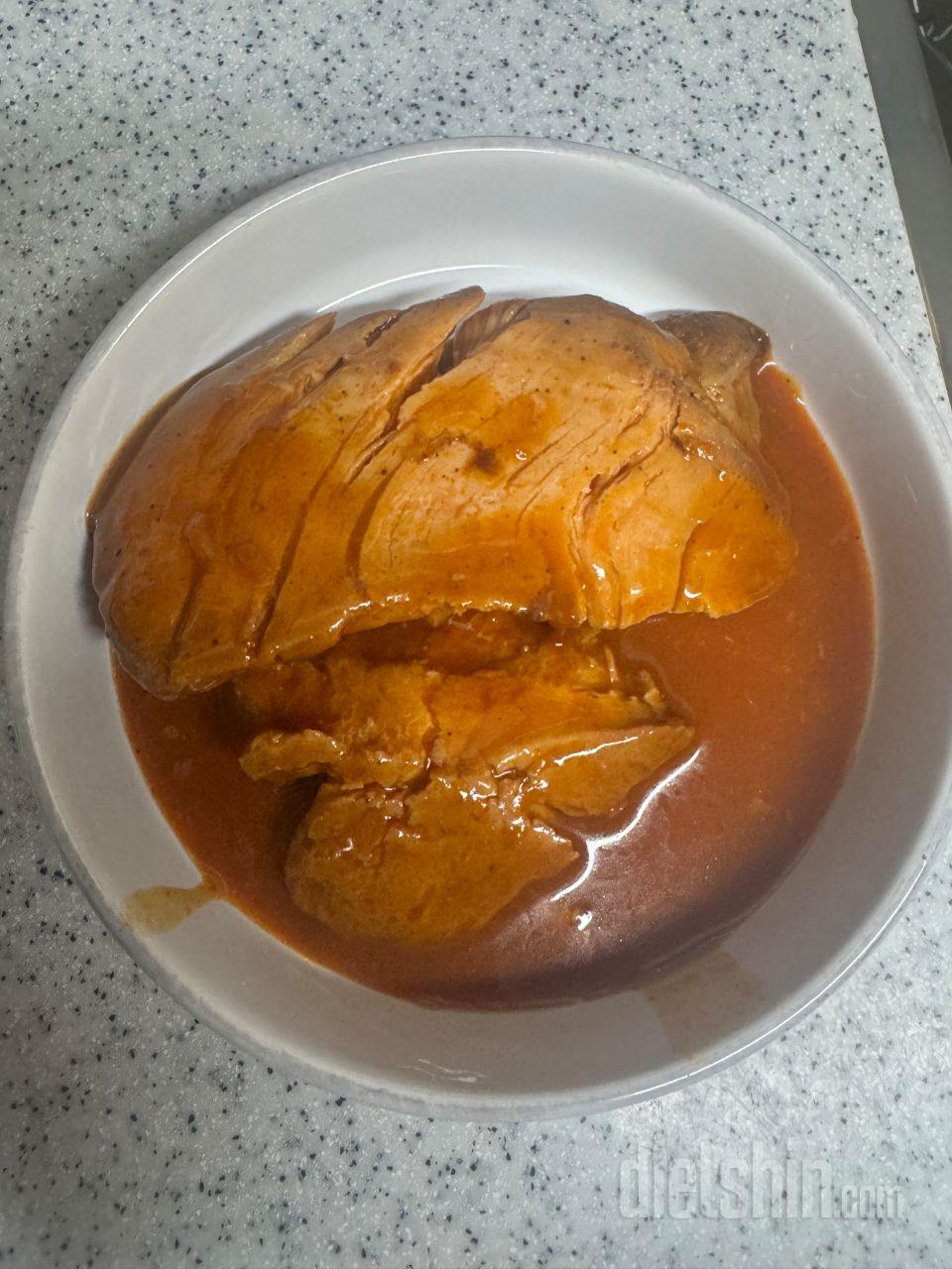 렌지에 30초만 돌렸어요 양념치킨맛이