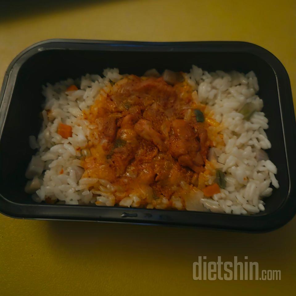 야식을 못 참아서 늘 제자리 걸음이었