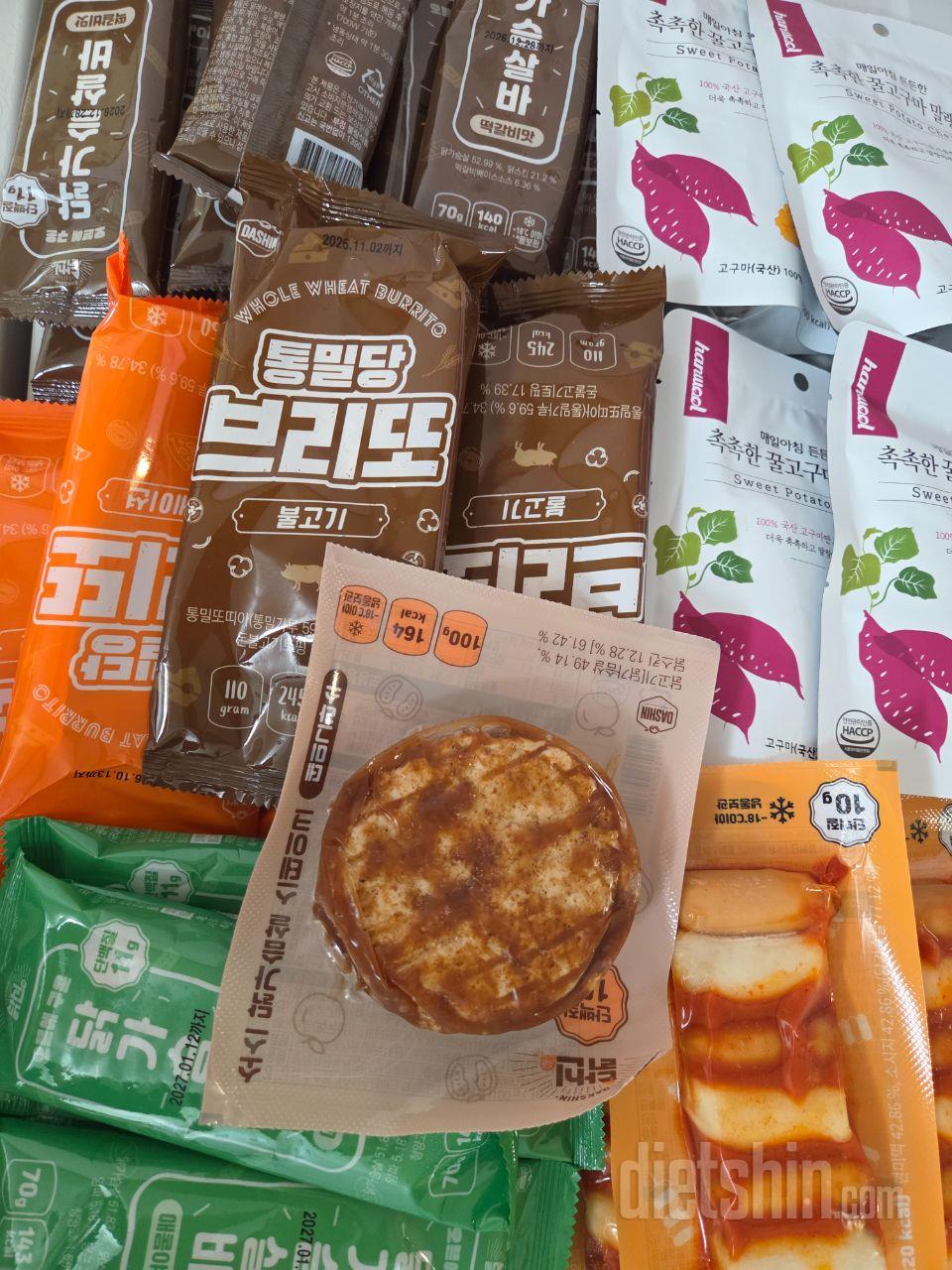 여기서 고구마는 처음 시켜보는데 생각