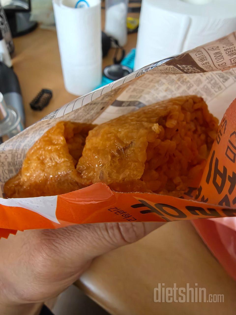 배송도 빠르고 좋아요 
냉동밥들이 대