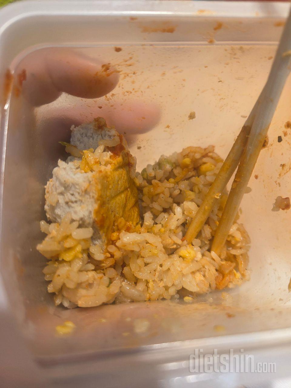 존맛이에용 다른 닭가슴살류보다 지방이