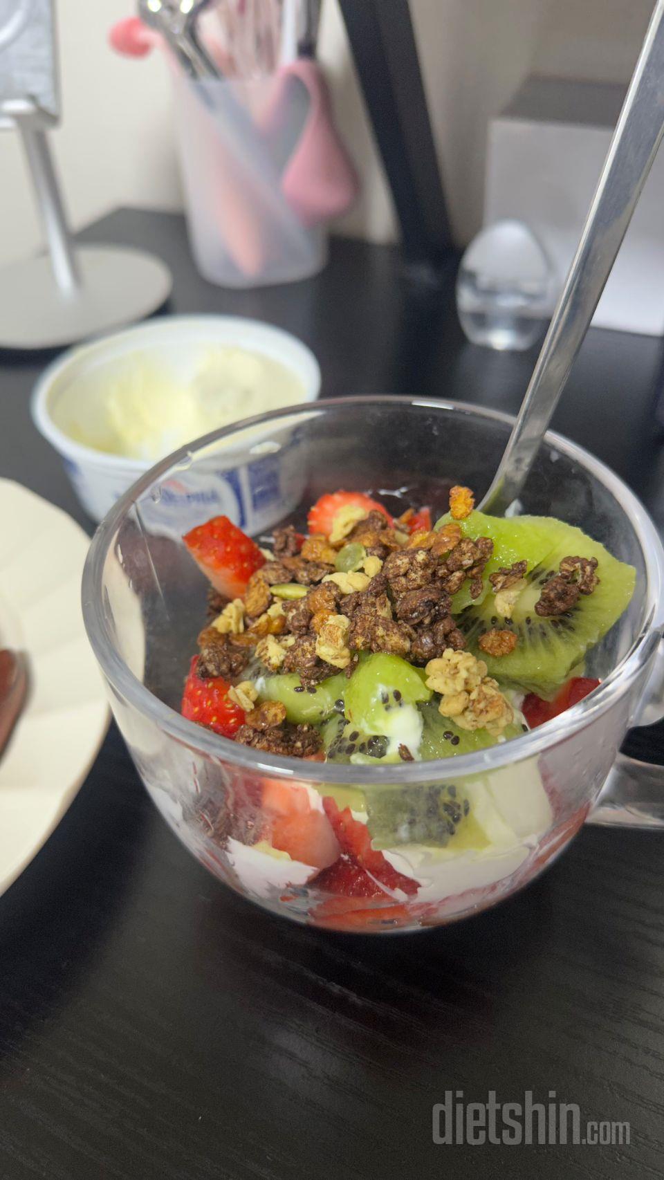 현미보끔밥 + 제로맥주 + 닭가슴살소