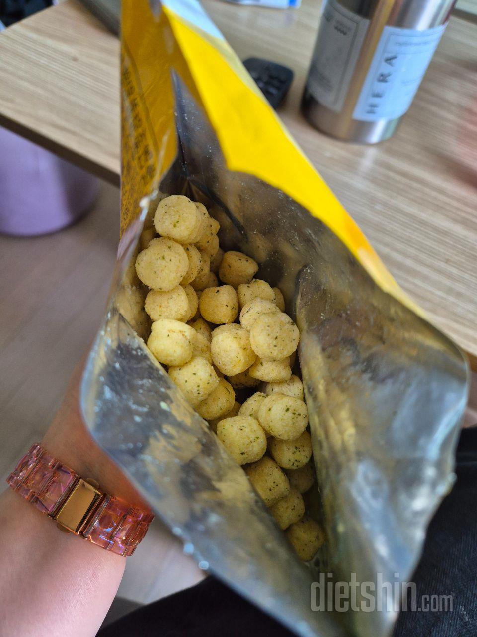 다이어트 중인데 과자가 몹시 땡기는데