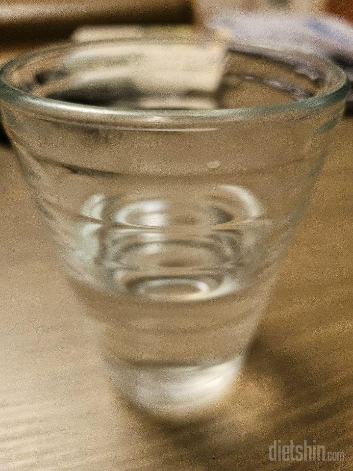 30일 하루 2L 물마시기196일차 성공!