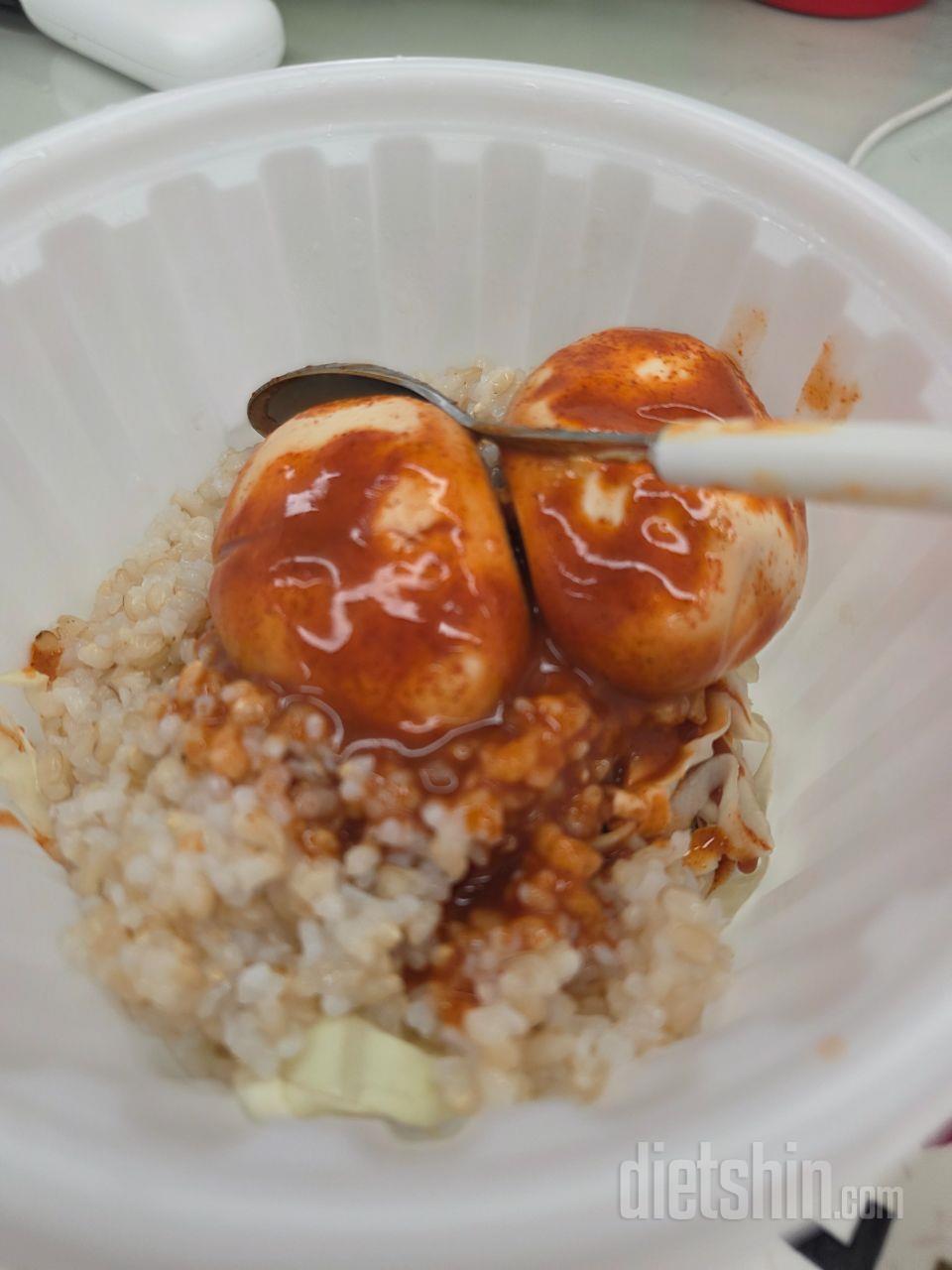 예전에는 봉지타입이였는데 이제 그릇으