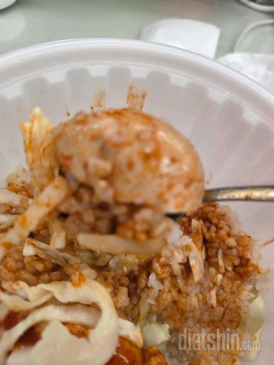 예전에는 봉지타입이였는데 이제 그릇으