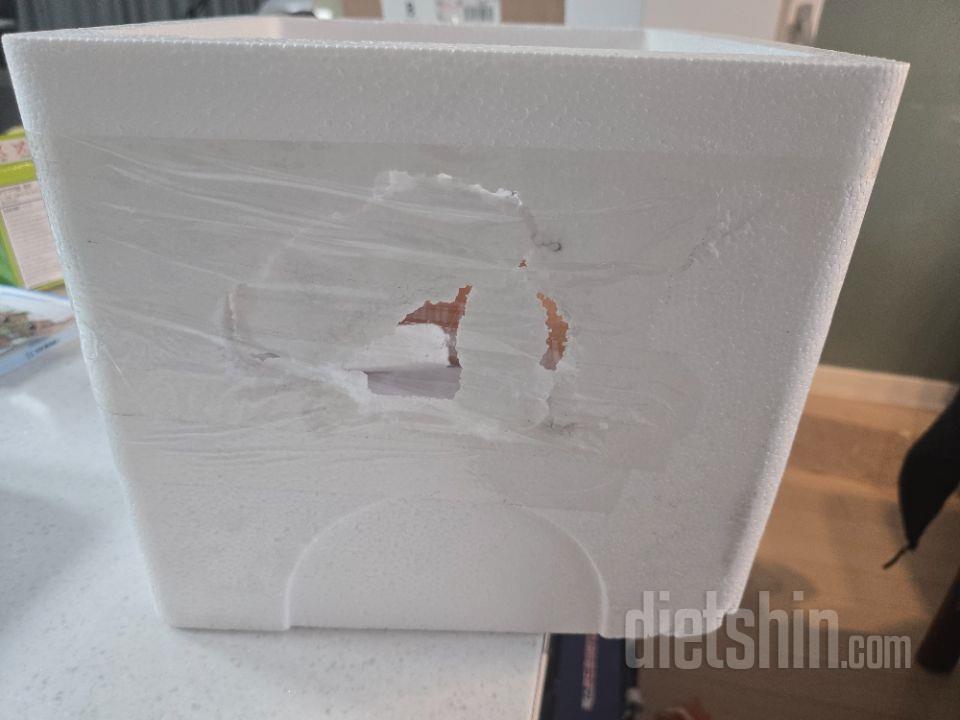 오늘 배송받았는데 포장이 진짜 너무합