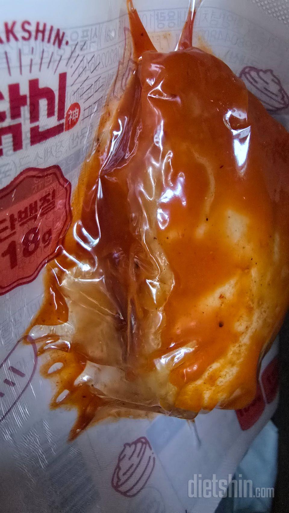 소스가 과하지 않고 맛있어요